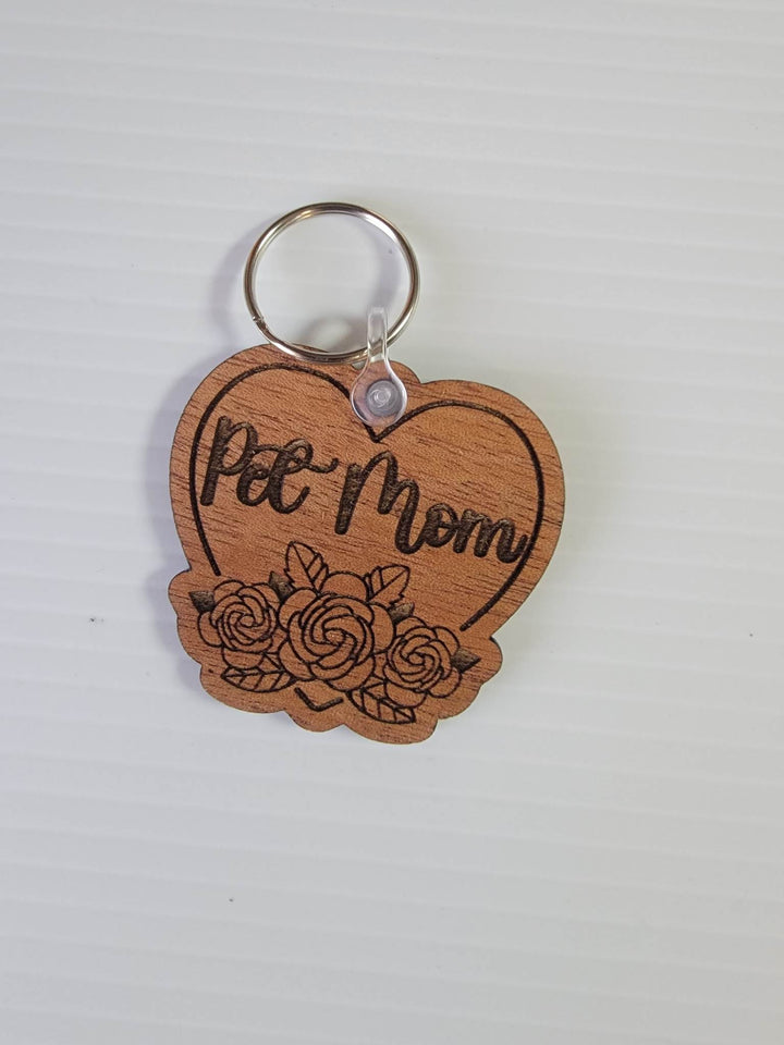 💐Personalized Floral Heart Wood Keychains – Perfect Gift for Mom💖 | Express Your Love with Unique, Handcrafted Wooden Keychains