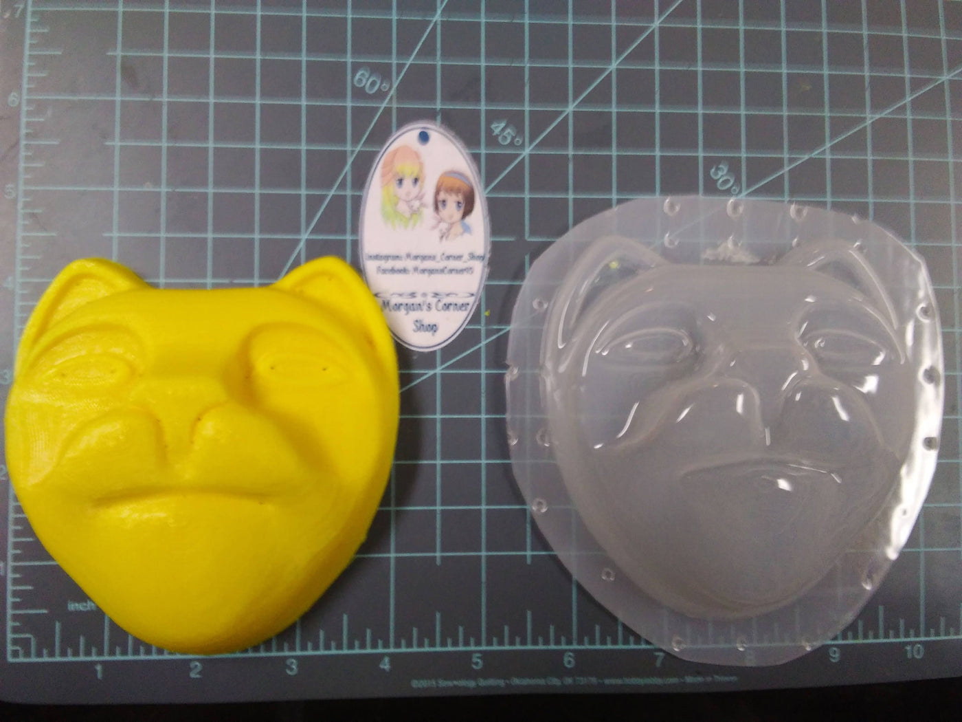 Cat Statue Head Plastic Mold or Silicone Mold, cat mold, bath bomb mold, soap mold, resin mold, clay mold, head mold, jewelry mold, cat head