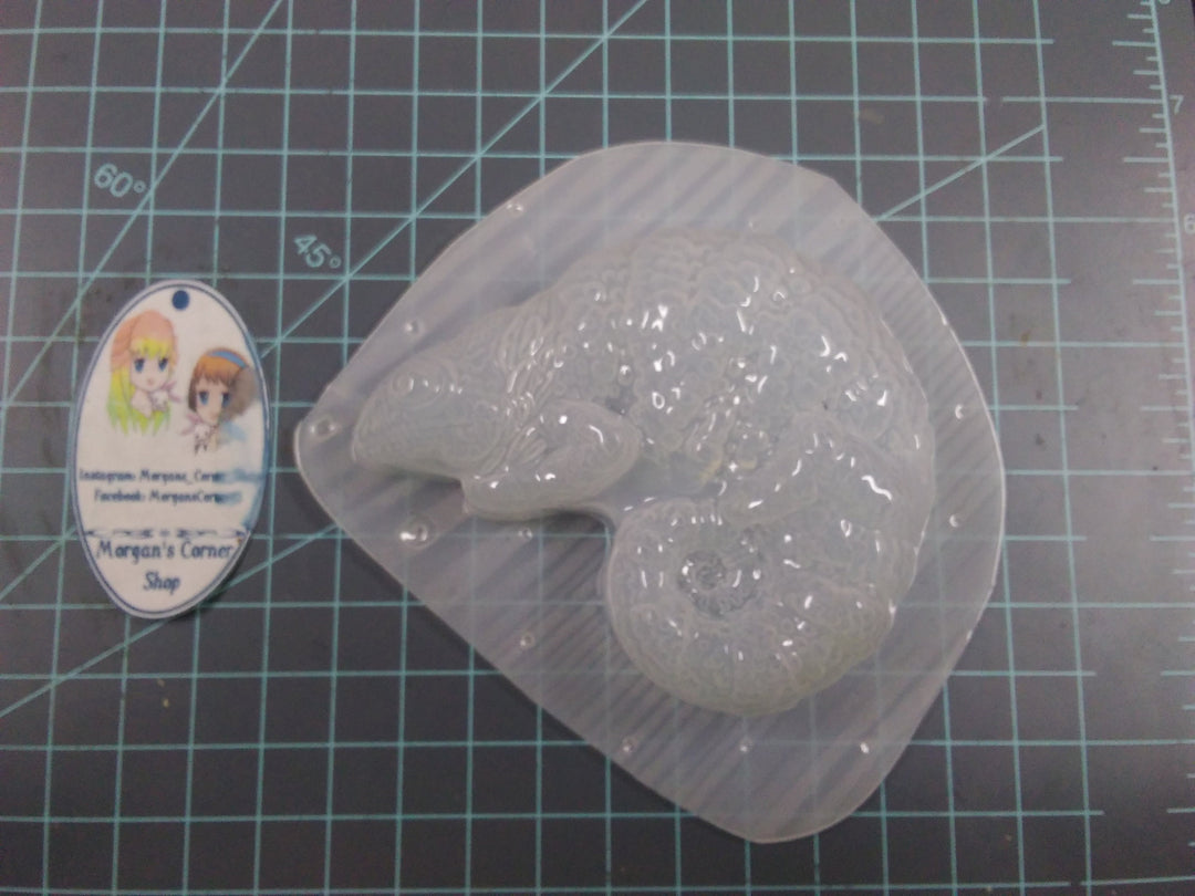 Chameleon Plastic Mold or Silicone mold, bath bomb mold, soap mold, lizard mold, resin mold, reptile mold, animal mold, 3d mold, wax mold