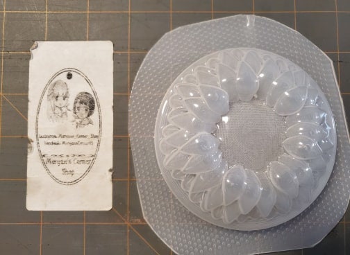 Sunflower Plastic Mold or Silicone mold, bath bomb mold, soap mold, floral mold, resin mold, chocolate mold, flower mold, sun flower mold