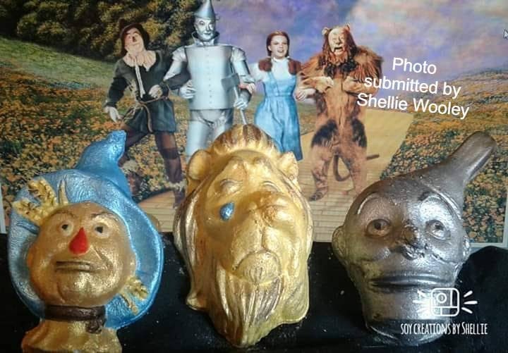 Classic Wonderful Wizard Of Oz Book Character Plastic Mold, bath bomb mold, soap mold, wizard of oz mold, resin mold, scarecrow mold, lion
