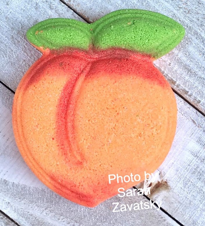 Peach Plastic Mold or Silicone mold, bath bomb mold, soap mold, peach mold, resin mold, fruit mold, food mold, Chocolate mold, apricot mold