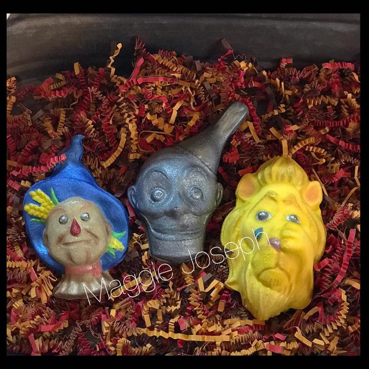 Classic Wonderful Wizard Of Oz Book Character Plastic Mold, bath bomb mold, soap mold, wizard of oz mold, resin mold, scarecrow mold, lion