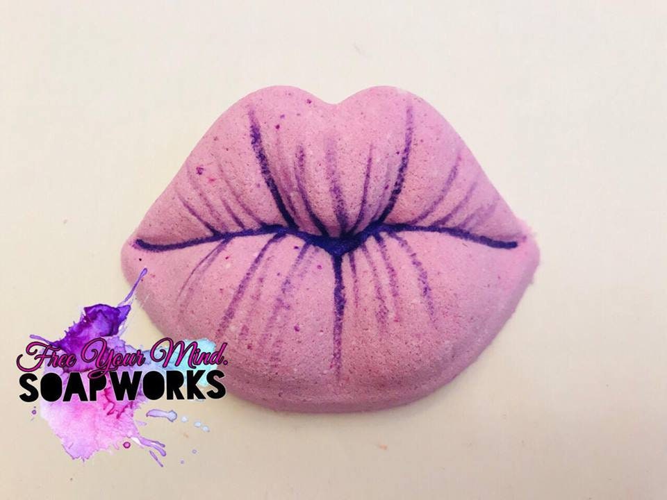 Puckered Lip Lips Plastic Mold or Silicone mold, bath bomb mold, soap mold, lip mold, resin mold, candy mold, chocolate mold, kiss, love