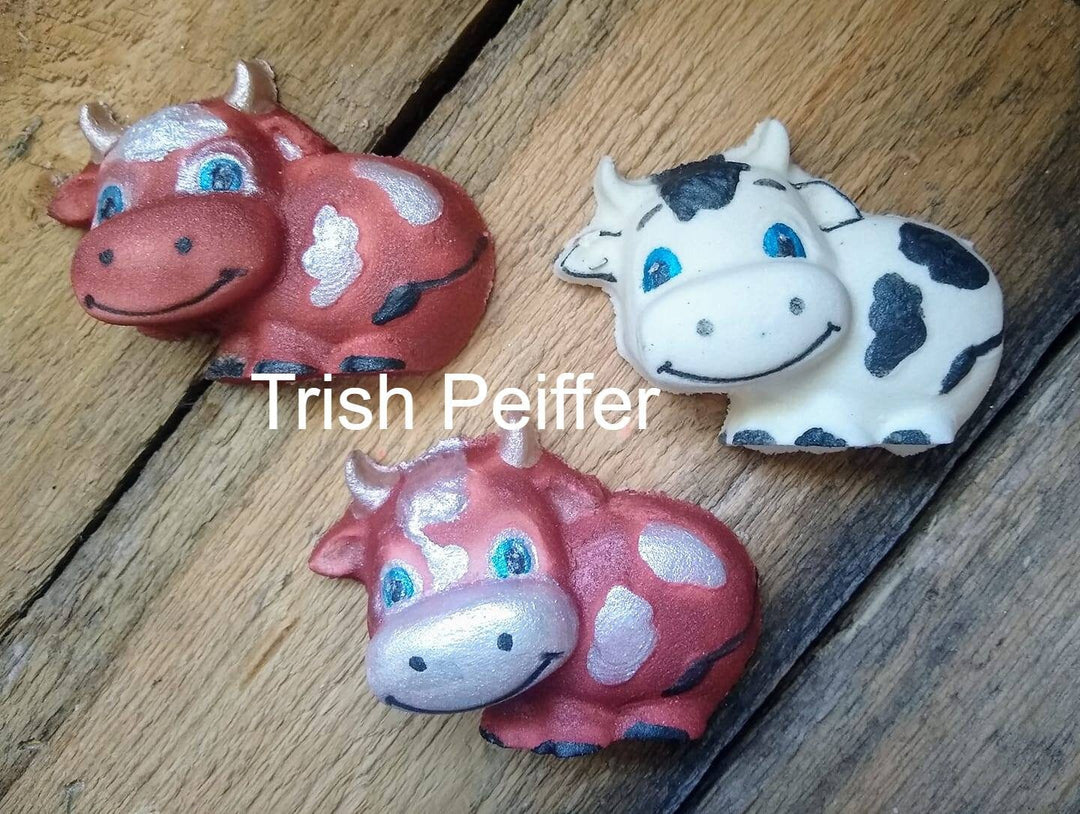 Baby Cow Plastic Mold or Silicone mold, bath bomb mold, soap mold, cow mold, resin mold, calf mold, chocolate mold, farm mold, Bull mold