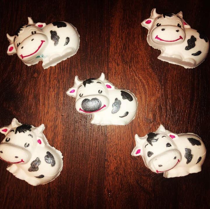 Baby Cow Plastic Mold or Silicone mold, bath bomb mold, soap mold, cow mold, resin mold, calf mold, chocolate mold, farm mold, Bull mold