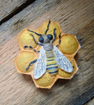 Bee on a Honeycomb Plastic Mold or Silicone mold, bath bomb mold, soap mold, bee mold, resin mold, honeycomb mold, comb mold, honey mold