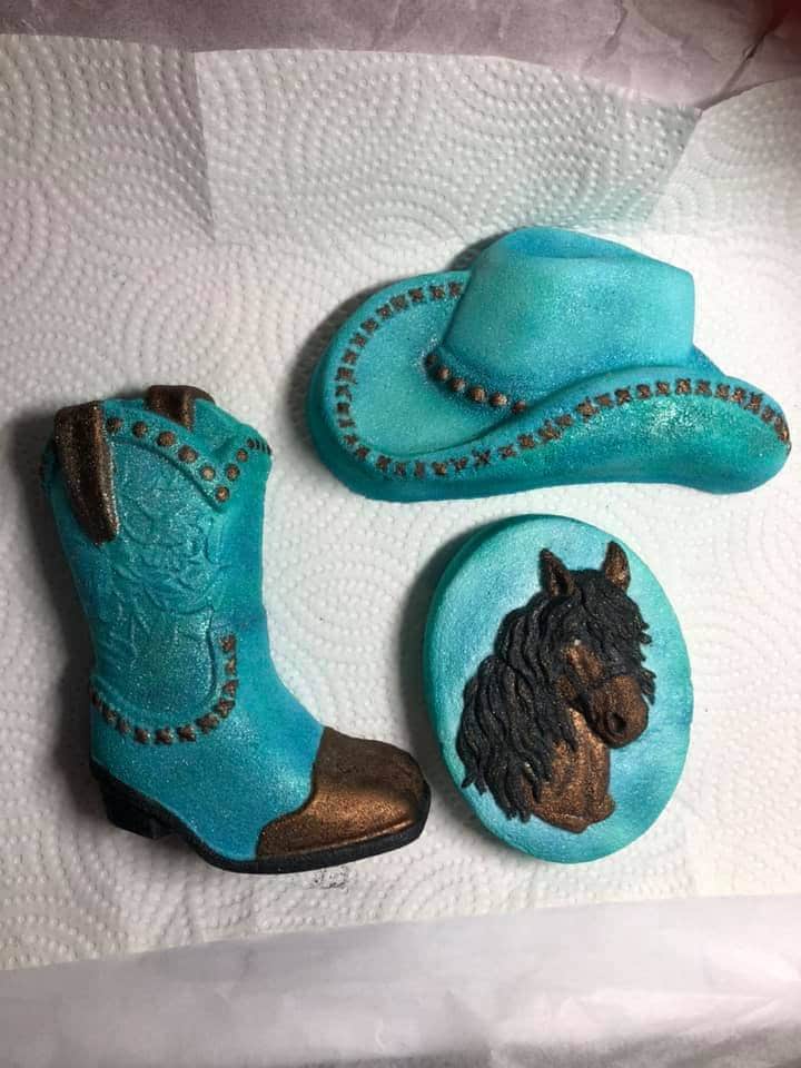 Western Collection Plastic Mold or Silicone mold, bath bomb mold, soap mold, cowboy hat mold, resin mold, gun mold, cowboy boot mold, hat