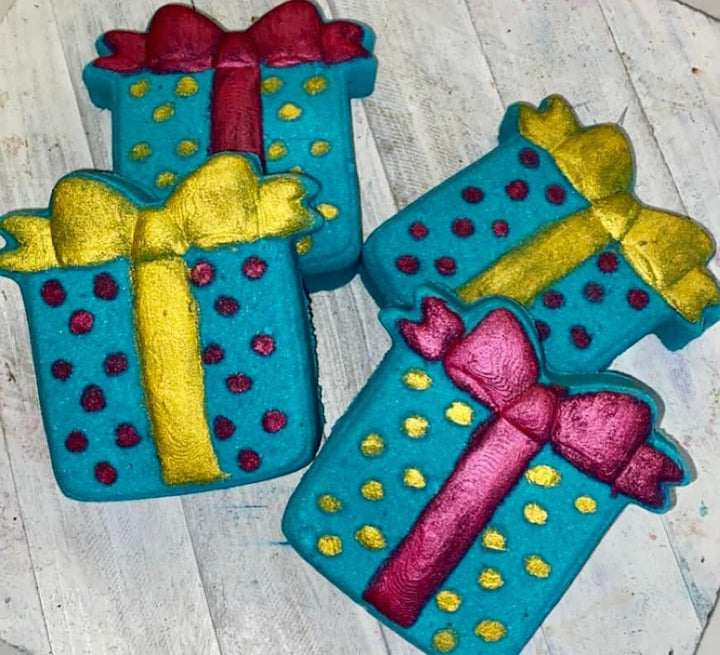Simple Present Plastic Mold or Silicone mold, bath bomb mold, soap mold, present mold, resin mold, gift mold, package mold, chocolate mold