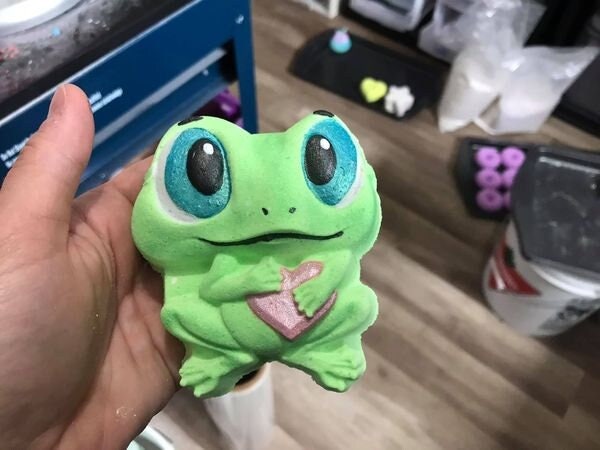 Frog Holding Heart Plastic Mold or Silicone mold, bath bomb mold, soap mold, frog mold, resin mold, heart mold, toad mold, kawaii mold, cute