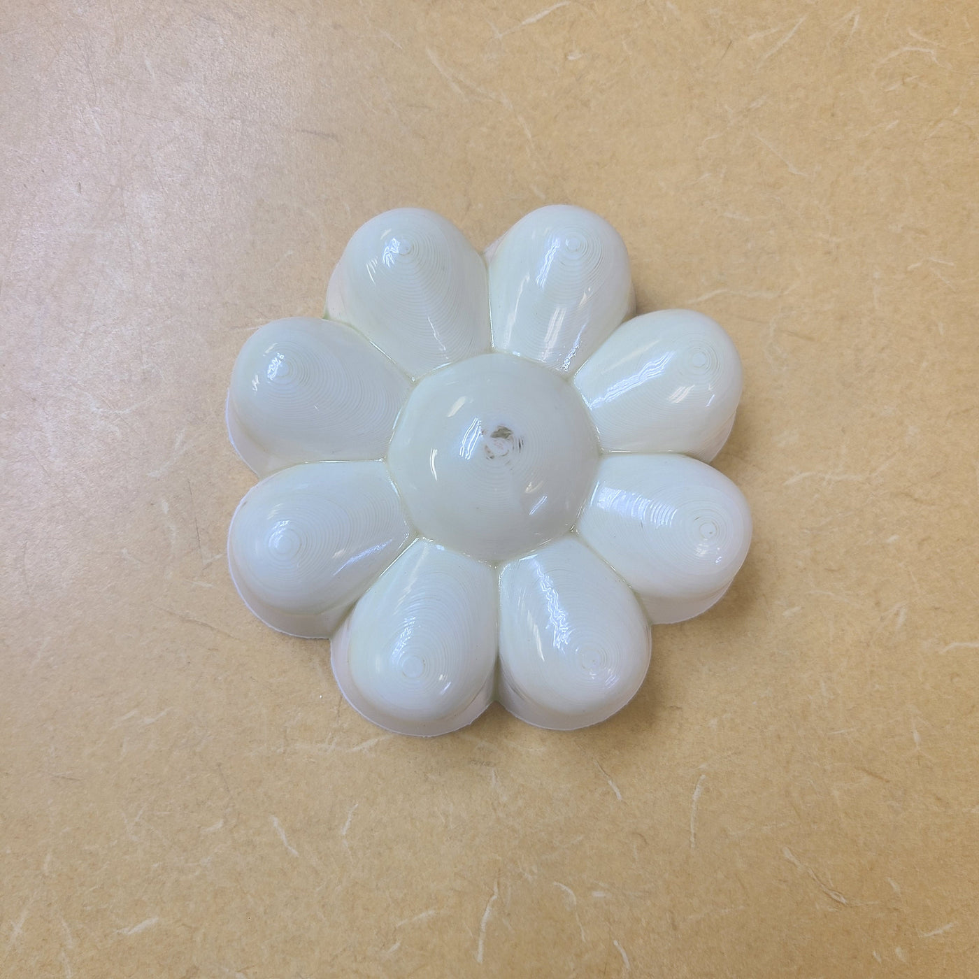 Simple Daisy Plastic Mold or Silicone mold, bath bomb mold, soap mold, floral mold, resin mold, candy mold, chocolate mold, flower mold