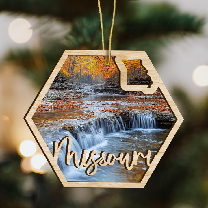 Missouri state wood ornament scene detail
