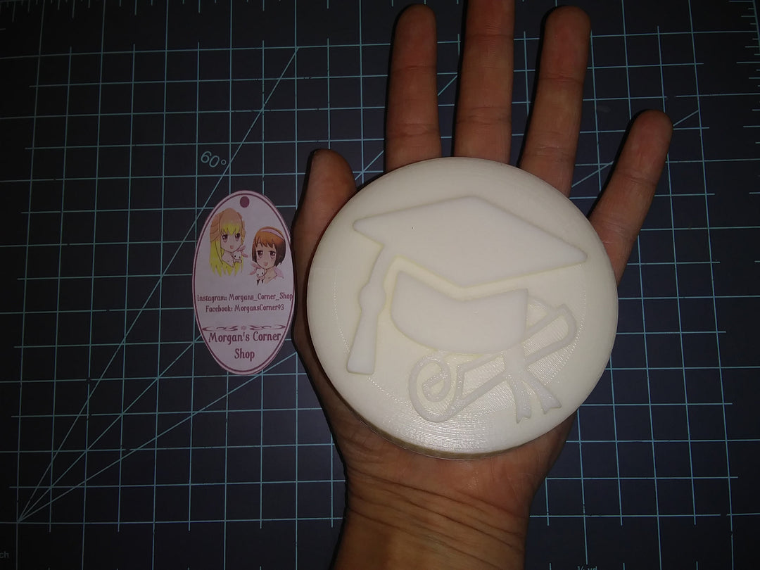 Graduation Cap &amp; Scroll Mold