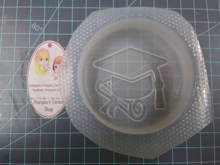 Graduation Cap &amp; Scroll Mold