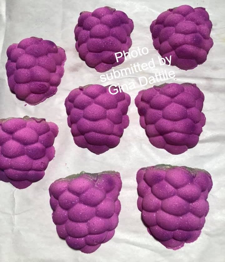 3D Raspberry 2-part Plastic Mold, bath bomb mold, soap mold, fruit mold, resin mold, raspberry mold, chocolate mold, berry mold, food mold