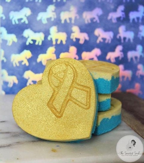 Heart Awareness Ribbon Mold