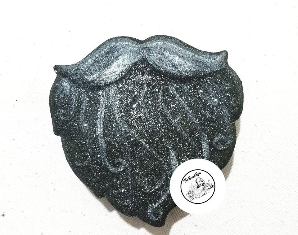 Simple Beard Mold