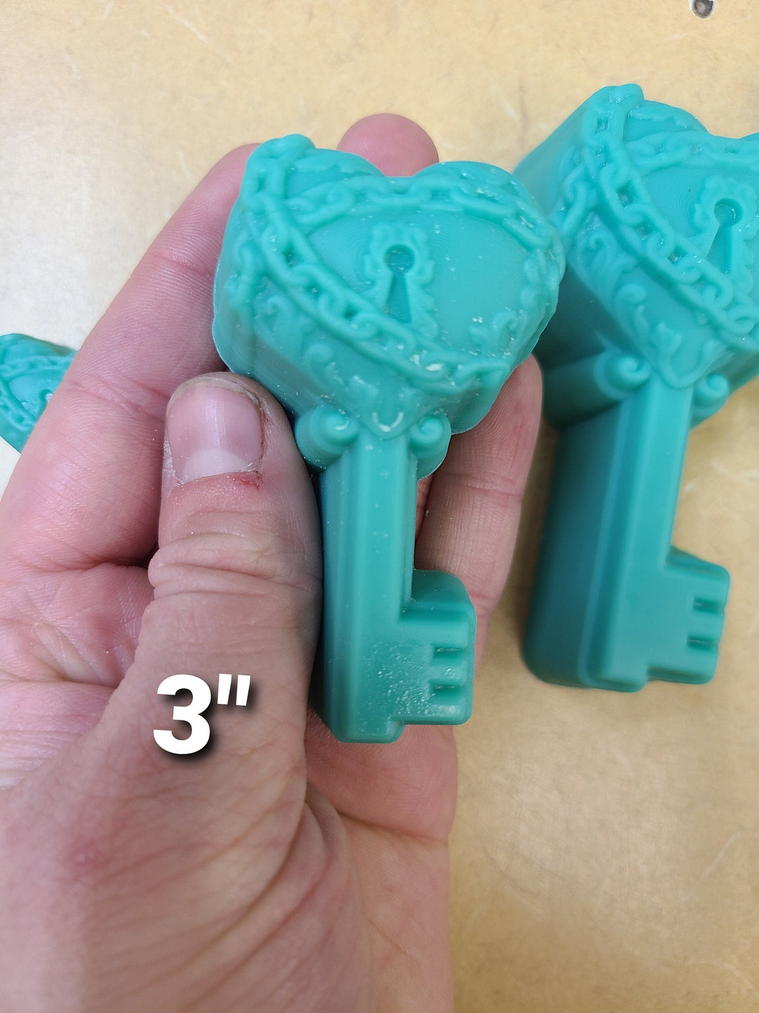 Heart in Chains Key Mold