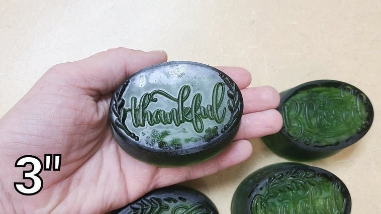 Thankful Grateful or Blessed Oval Mold