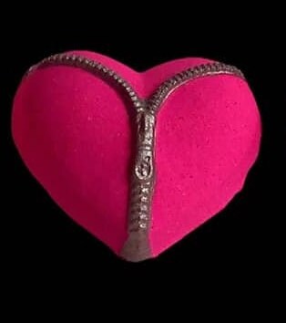 Zipper Heart Mold