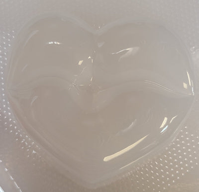 Kissy Heart Lips Mold